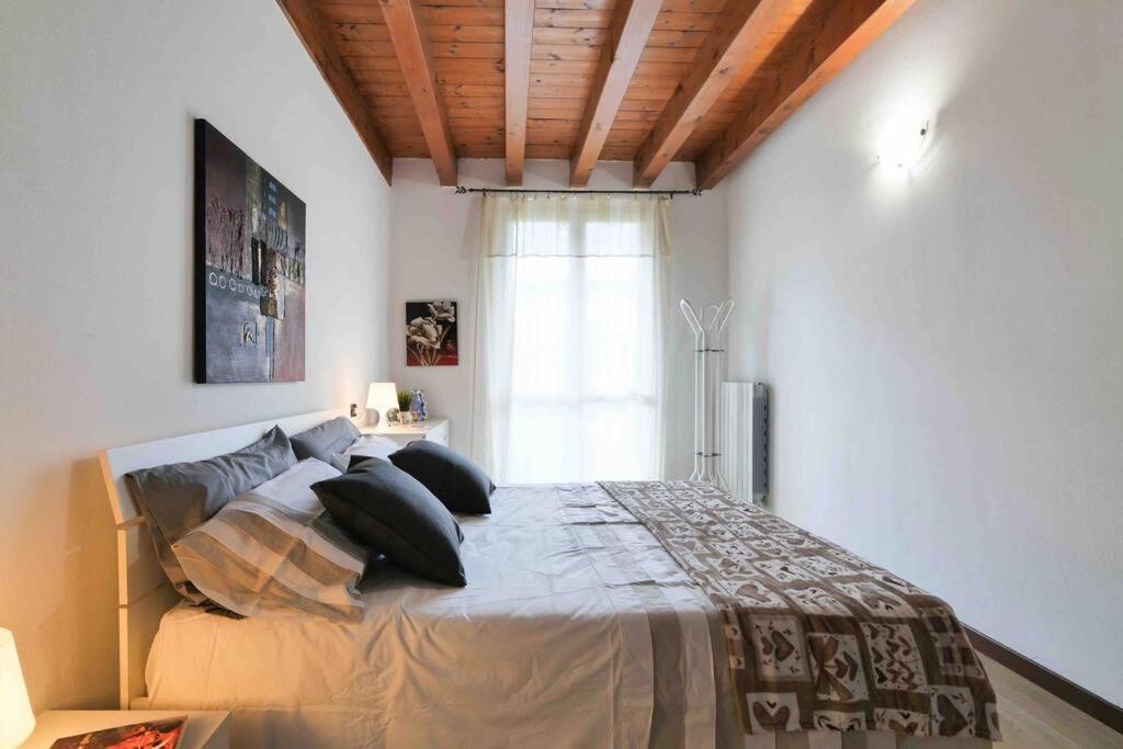 Apartamento Borgo Di Terzo Bifocale In Centro Storico Check In 24H Fast Wi-Fi Bus 500M Exterior foto