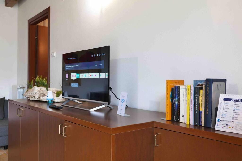 Apartamento Borgo Di Terzo Bifocale In Centro Storico Check In 24H Fast Wi-Fi Bus 500M Exterior foto