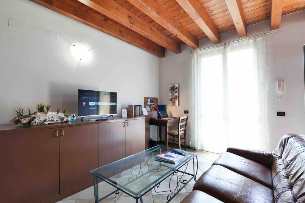 Apartamento Borgo Di Terzo Bifocale In Centro Storico Check In 24H Fast Wi-Fi Bus 500M Exterior foto